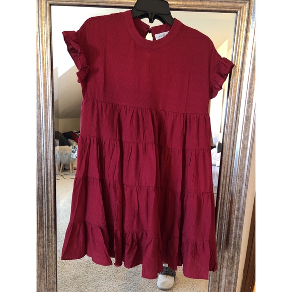 SOLD Burgundy shift dress - Picture 4 of 4